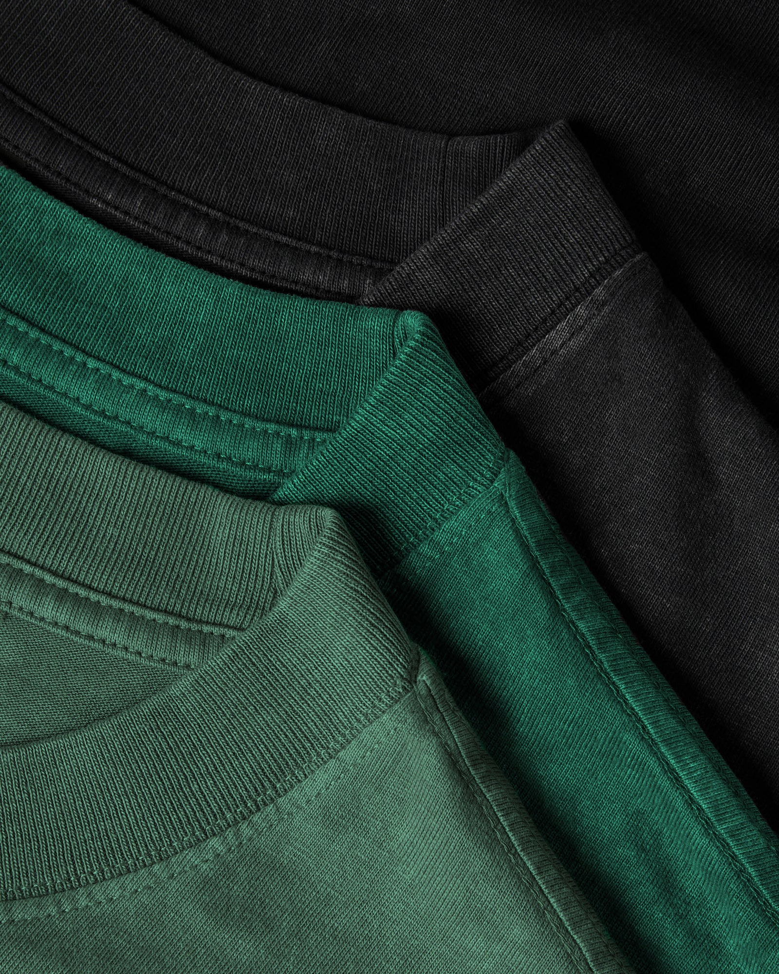 Nature-Dyed Pocket Long Sleeve