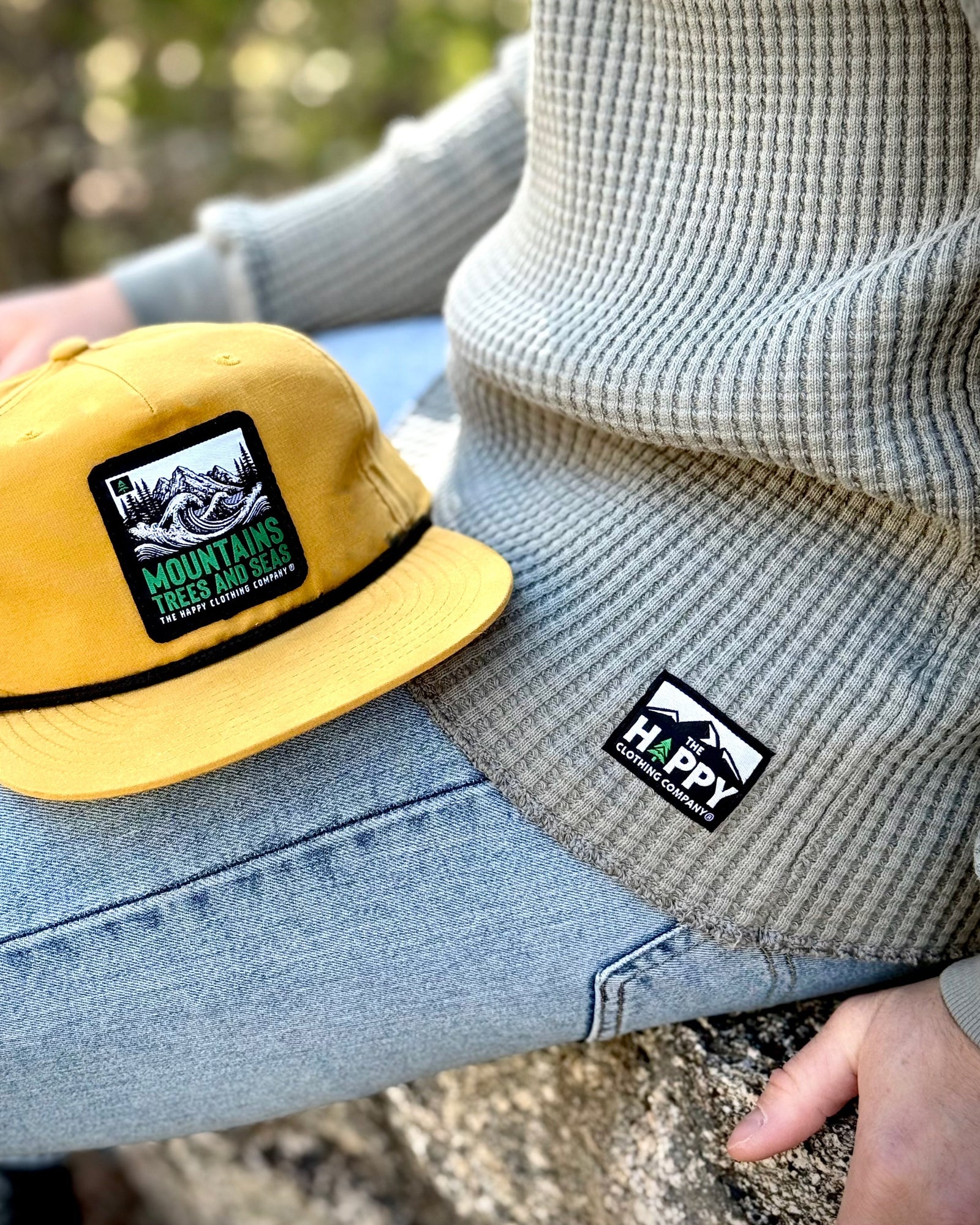 Basecamp Thermal Sweater w/ Logo | ULTRA Heavyweight | - The Happy Clothing Company