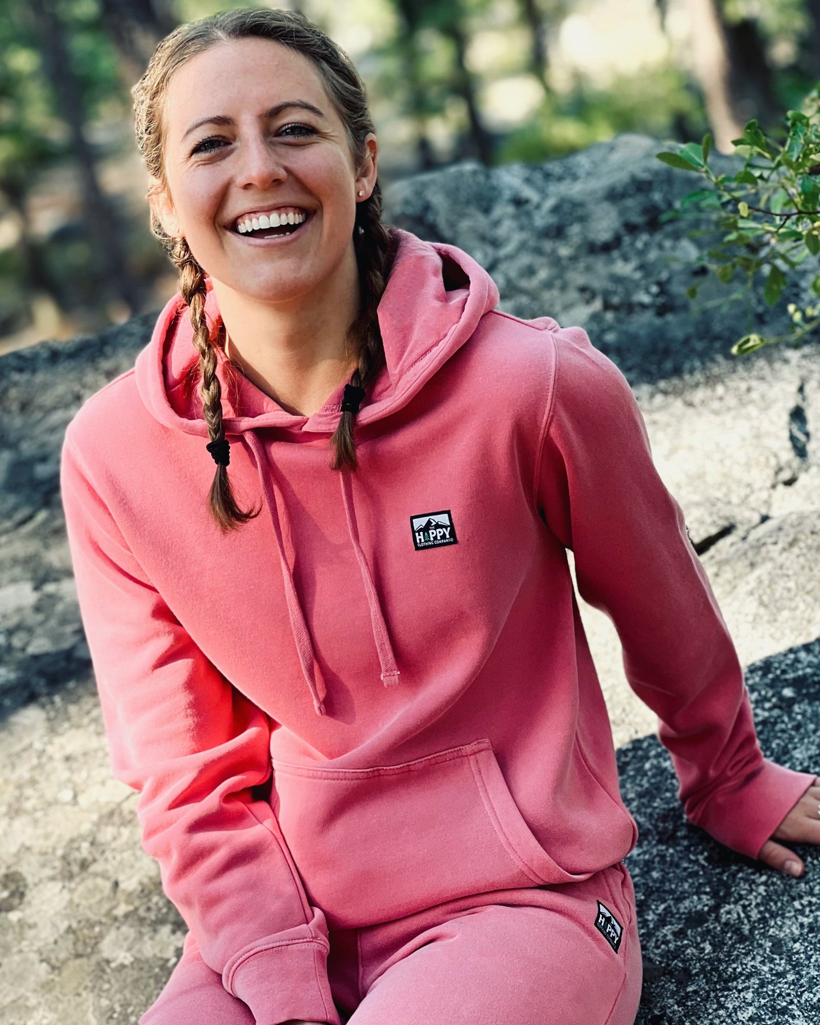 Nature-Dyed Unisex Hoodie w / Logo Label - The Happy Clothing Company