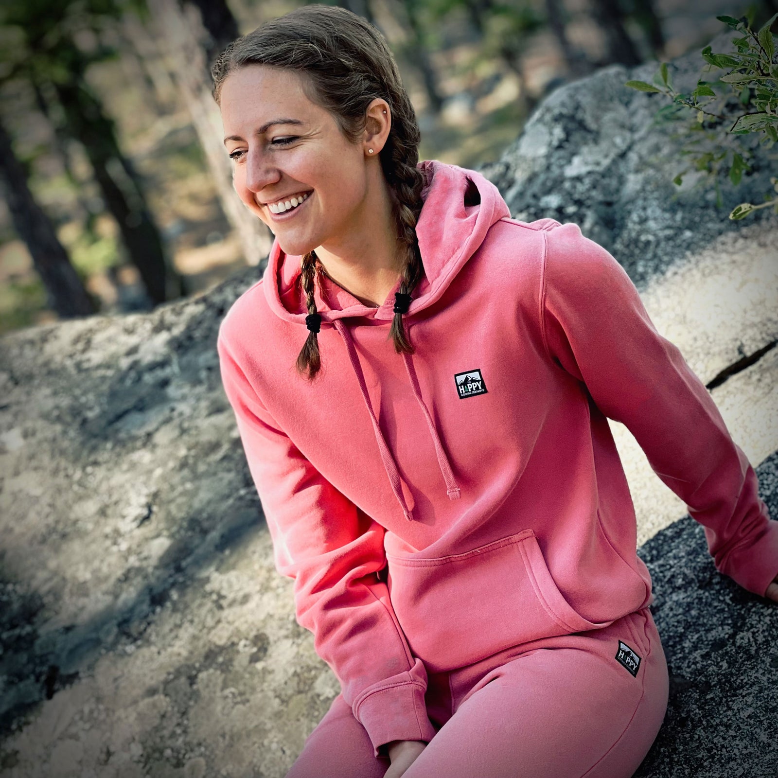 Nature-Dyed Full Sweatsuit w / Logo Label - The Happy Clothing Company