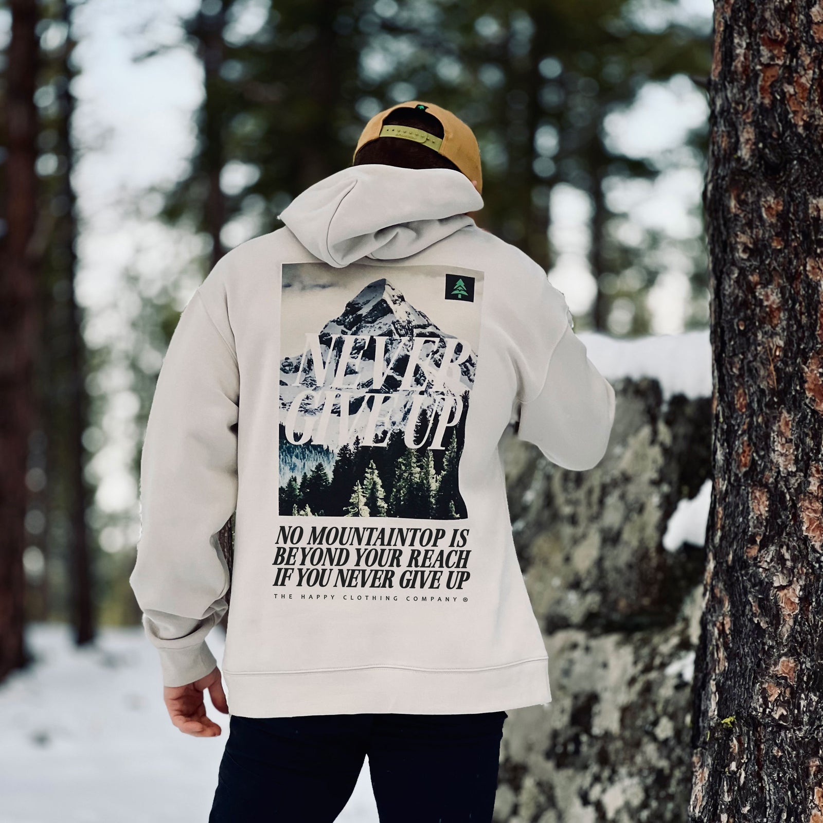 Never Give Up Unisex Relaxed Hoodie - The Happy Clothing Company