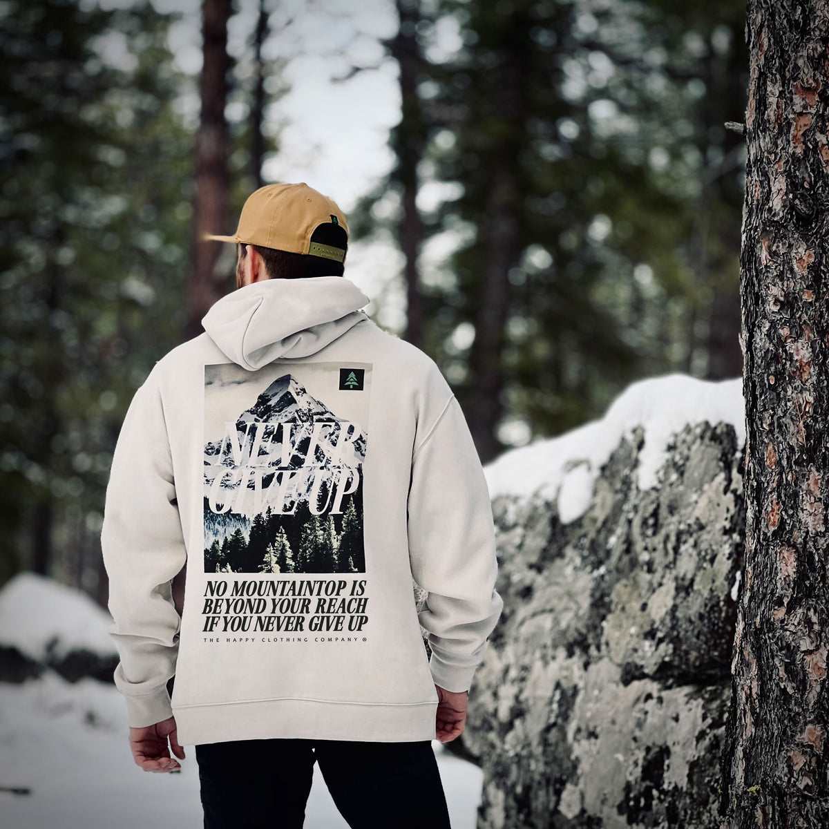 Never Give Up Unisex Relaxed Hoodie - The Happy Clothing Company