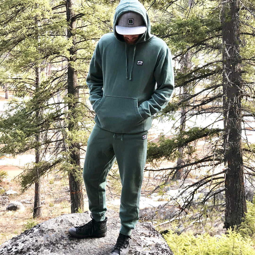 Nature-Dyed Full Sweatsuit w / Logo Label - The Happy Clothing Company